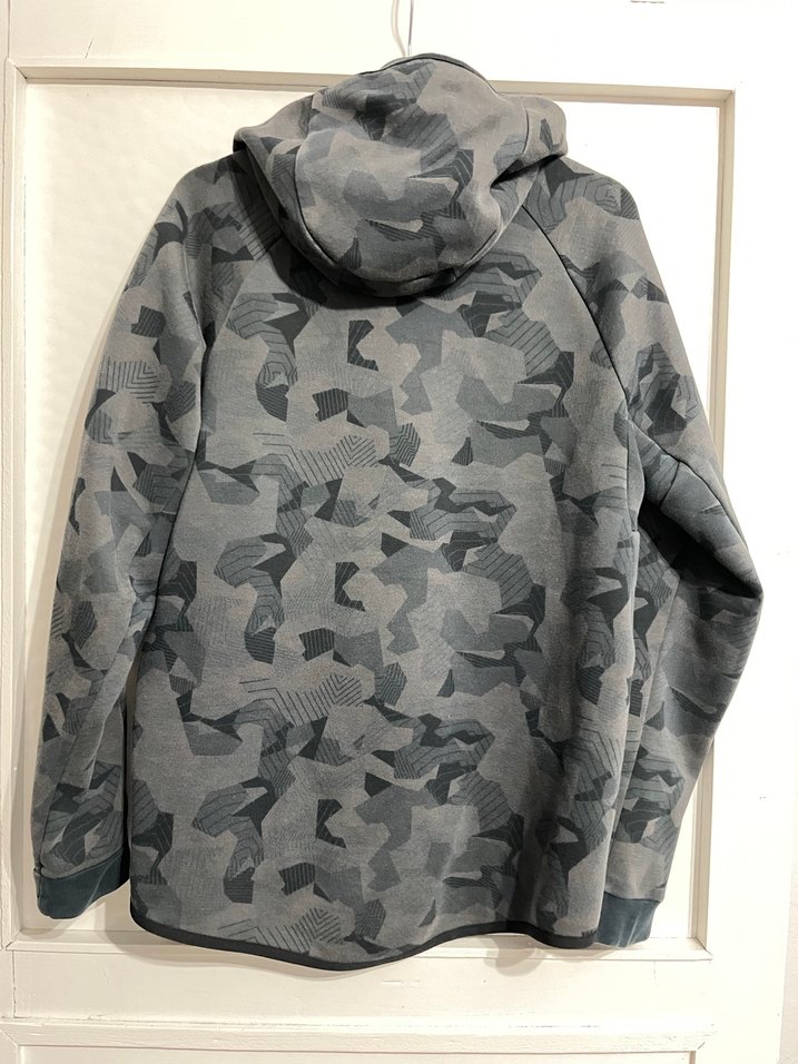 Nike Kapüşonlu Gri Kamuflaj Fermuarlı Sweatshirt - Görsel 3