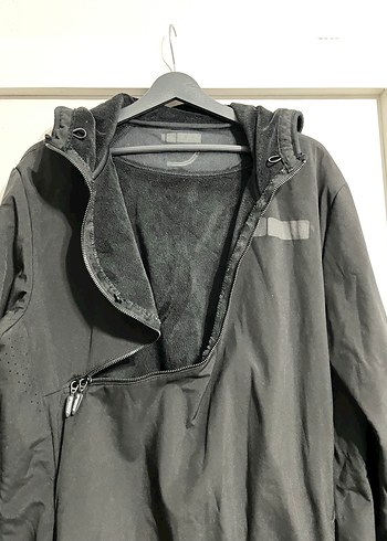 Fermuarlı Yüksek Yakalı Siyah Yağmurluk - Görsel 4