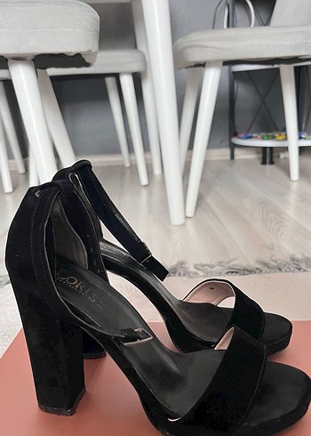 Siyah Süet Önü Açık Kadın Ayakkabı - Görsel 4