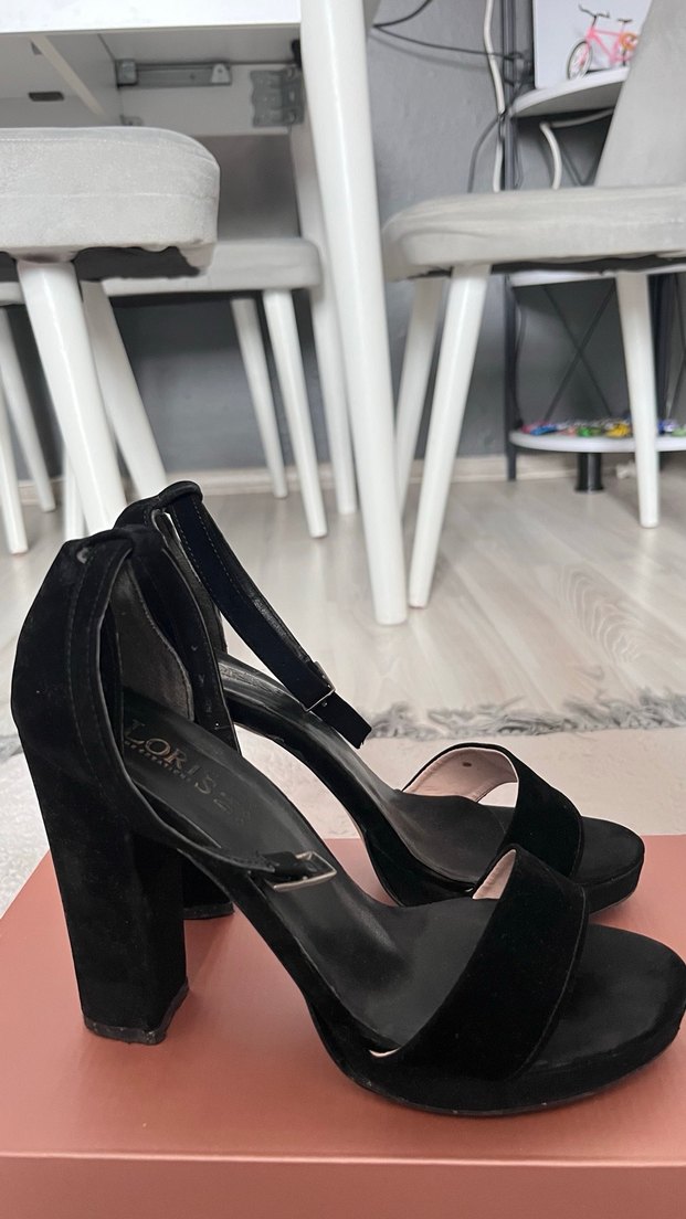 Siyah Süet Önü Açık Kadın Ayakkabı - Görsel 4