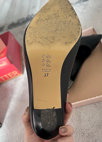 Siyah Modern Klasik Stiletto Topuklu Kadın Ayakkabı - Görsel 4