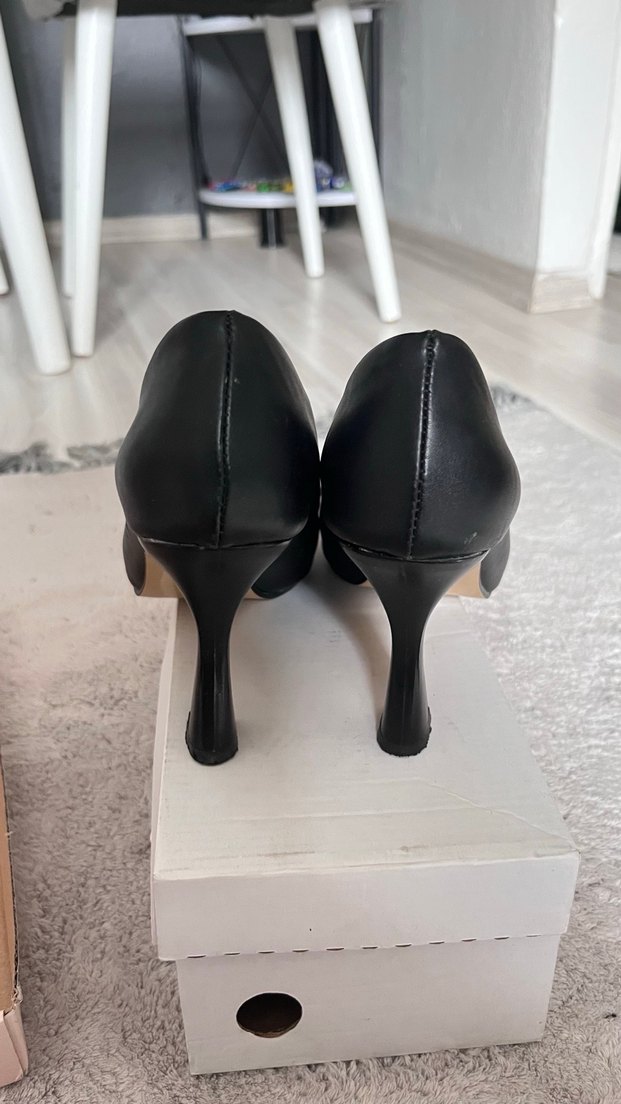 Siyah Modern Klasik Stiletto Topuklu Kadın Ayakkabı - Görsel 3