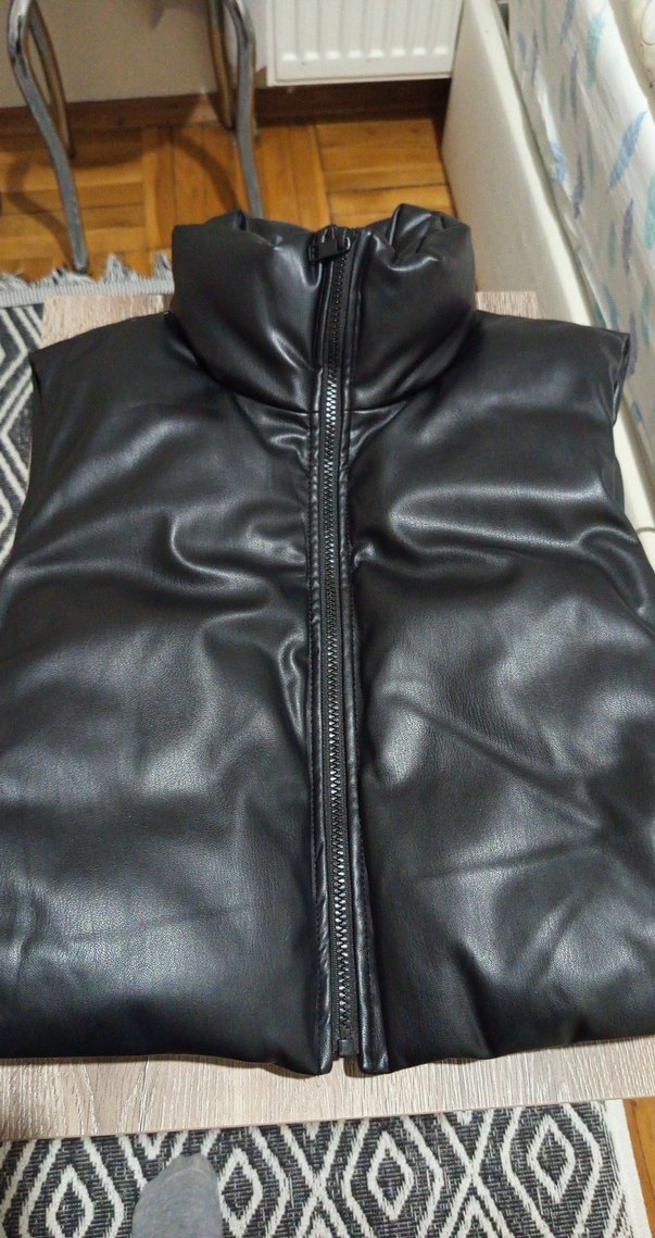 Siyah Deri Fermuarlı Yüksek Yaka Kadın Yelek - Görsel 3