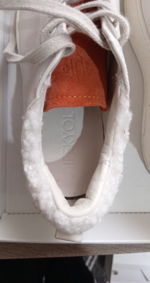 Beyaz Kadın Spor Ayakkabı Kürklü Detaylı - Görsel 5