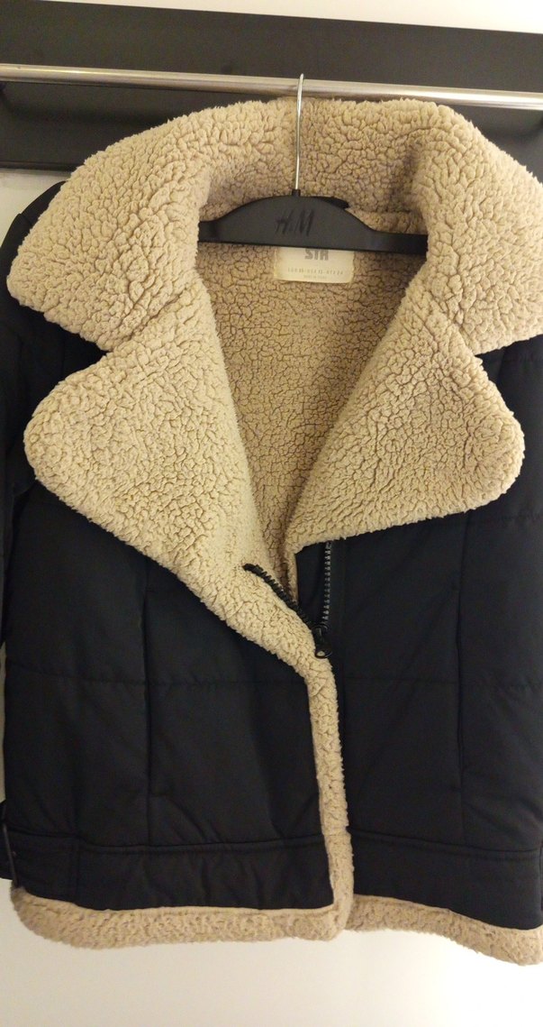 Siyah Kürklü Kadın Mont - Görsel 4