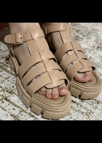 Bej Platform Topuklu Kadın Sandalet - Görsel 3