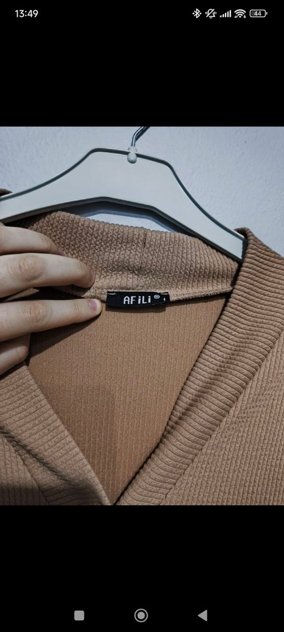 karamel Uzun Düğmeli Kadın hırka - Görsel 4