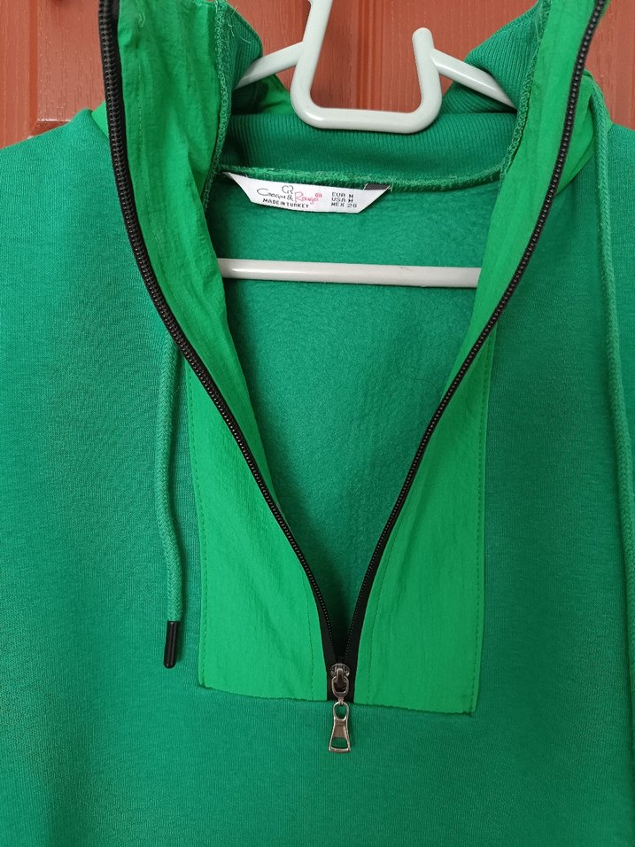 Kadın Yeşil Yarım Fermuarlı, Kanguru Cepli, Kapüşonlu Sweatshirt - Görsel 4