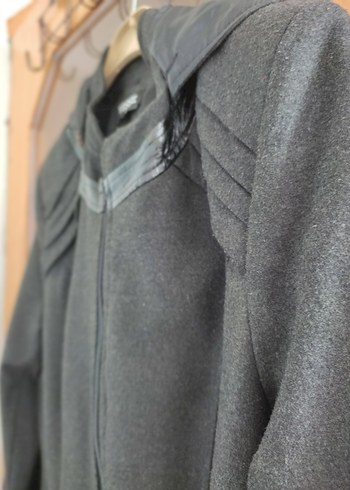 siyah uzun şapkalı kadın tesettür kaban - Görsel 2