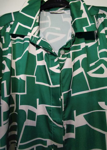 Desenli Uzun Kollu V Yakalı Gömlek - Görsel 7