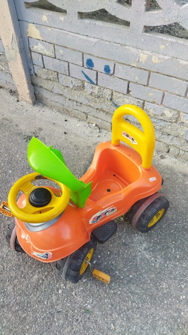 Renkli Turuncu Oyuncak Araba - Görsel 2