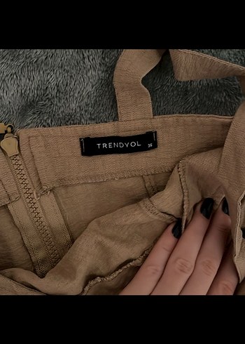 Bej Keten Askılı Kadın Midi Yelek
Milla - Görsel 6