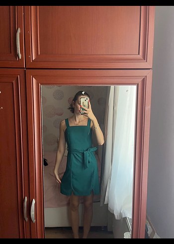 Trendyol Parlak Yeşil Mini Abiye Elbise - Görsel 2