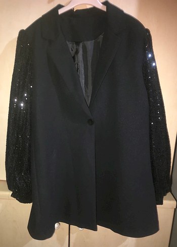 Siyah Düğmeli Midi Blazer - Görsel 5