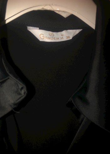 Siyah V Yaka Kadın Ofis Gömleği - Görsel 4