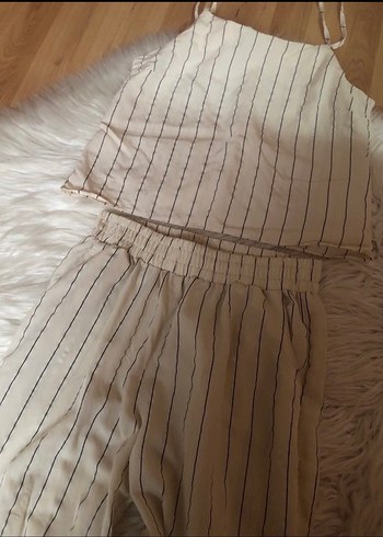 Bej Çizgili Takım - Görsel 6