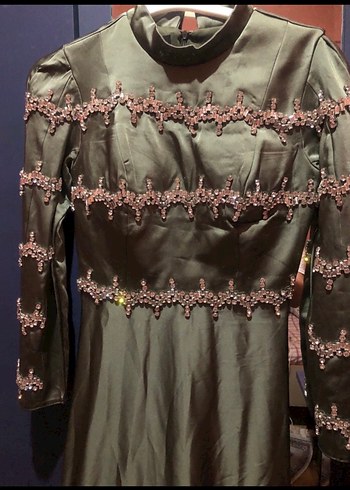 Nakış İşlemeli Uzun Kollu Haki Elbise - Görsel 4