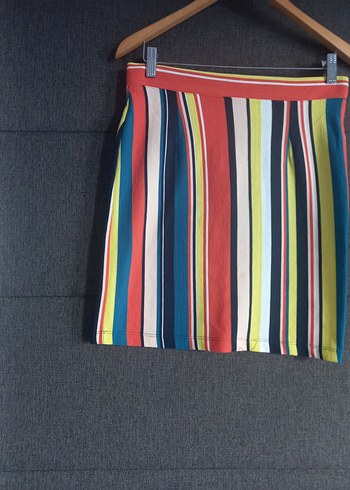 Çizgili Renkli Midi Etek - Görsel 4