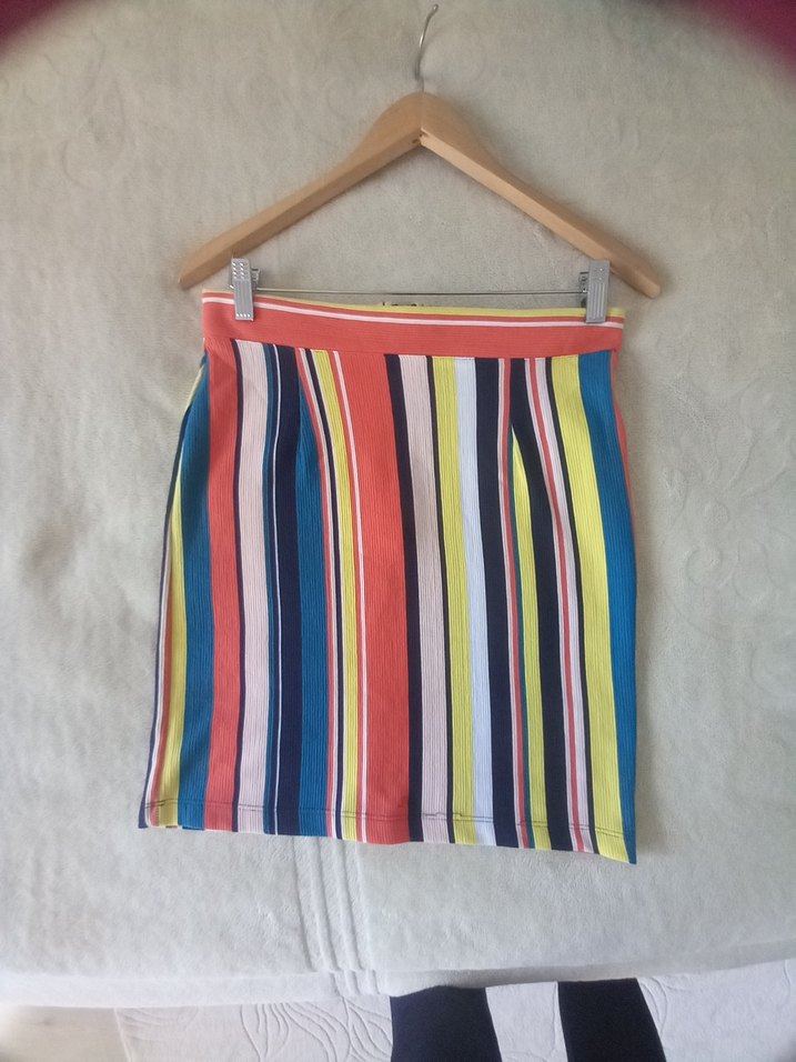 Çizgili Renkli Midi Etek - Görsel 2