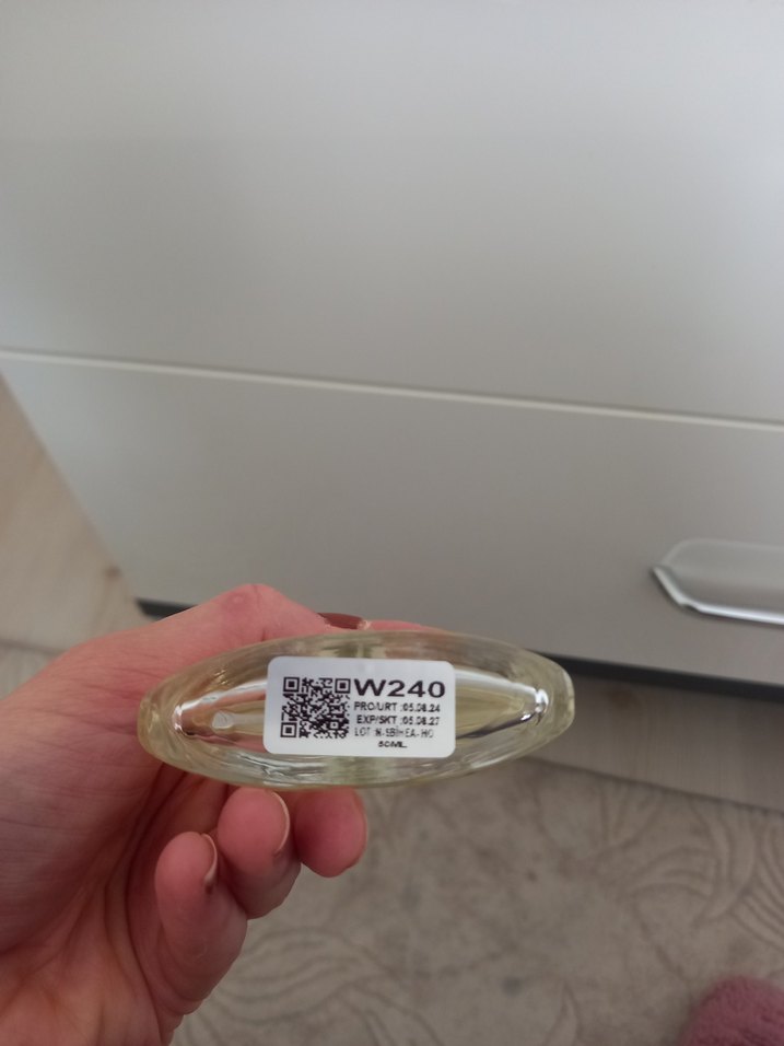 Royal Platinum Kadın Parfümü 50 ml - Görsel 2