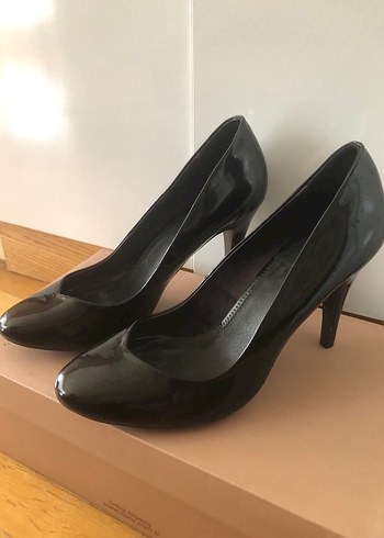 Parlak Siyah Stiletto Topuklu Kadın Ayakkabı - Görsel 2