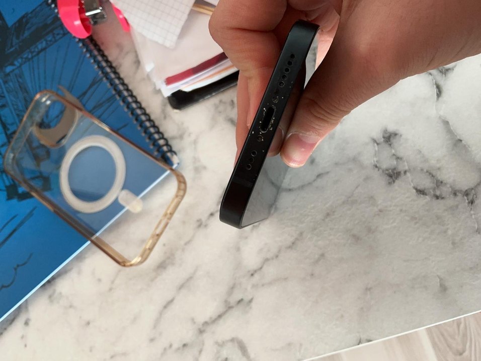 Siyah iPhone çift kamera özellikli - Görsel 5