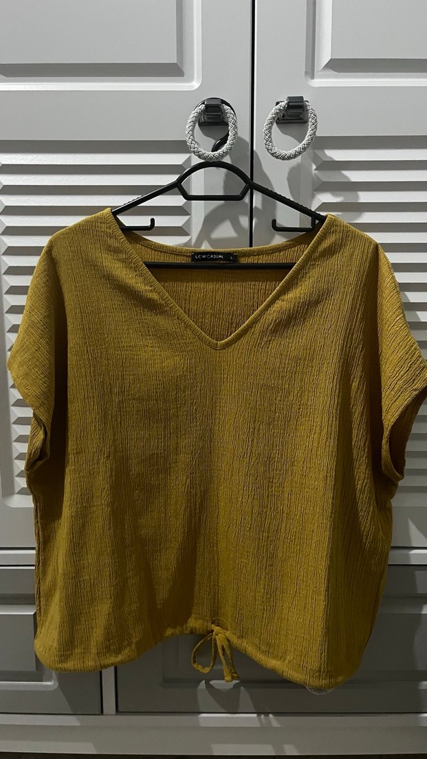 Sarı V Yaka Keten Kadın Bluz - Görsel 2