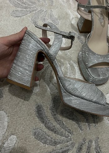Gri Platform Topuklu Kadın Abiye Ayakkabı - Görsel 4