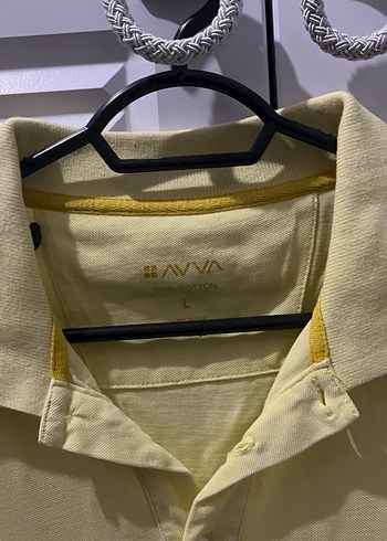 Sarı Düğmeli Kısa Kollu Polo Tişört - Görsel 3