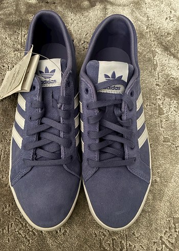 Adidas 38