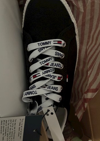 Beyaz Yazılı Erkek Spor Ayakkabı Bağcığı - Görsel 4