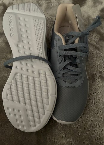 Reebok Gri Bağcıklı Kadın Spor Ayakkabı - Görsel 2