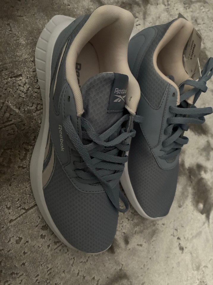 Reebok Gri Bağcıklı Kadın Spor Ayakkabı - Görsel 3