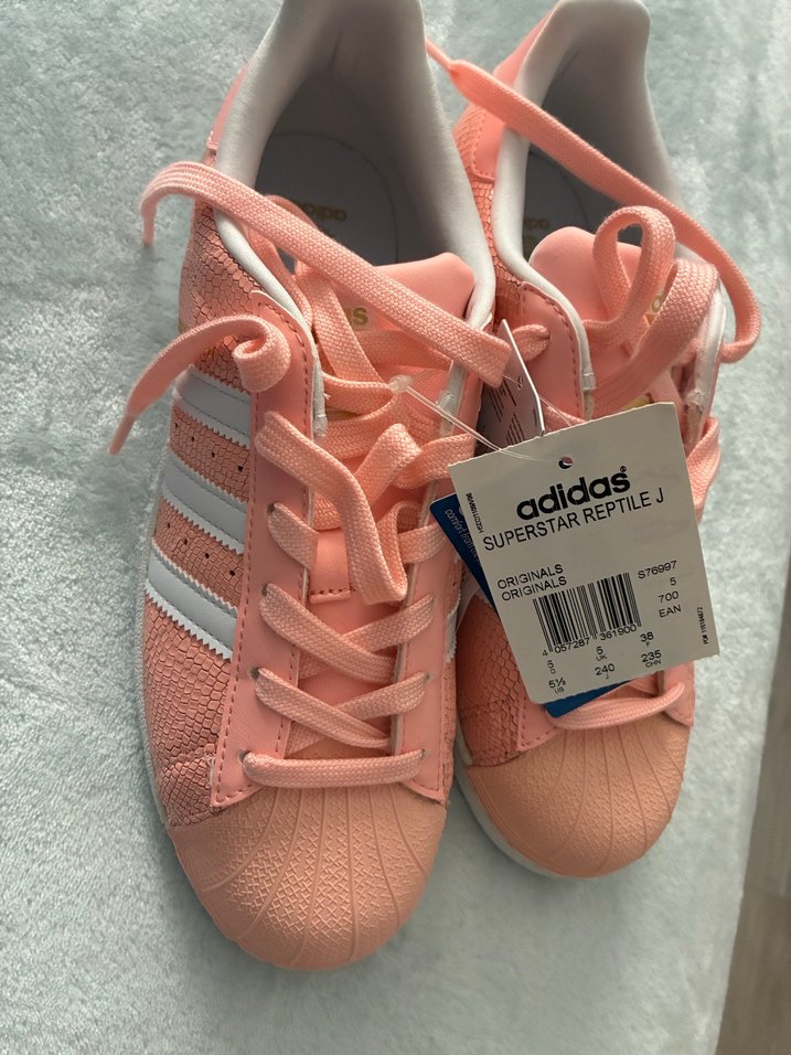 adidas Pembe Bağcıklı Kadın Spor Ayakkabı - Görsel 2