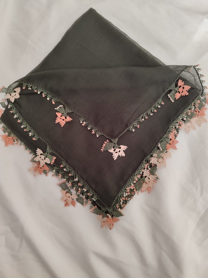 Dantel Detaylı Siyah Kadın iğne oyası yazma - Görsel 2