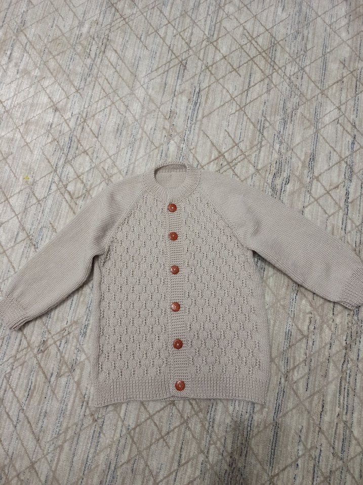 Bej el örgüsü erkek bebek hırka - Görsel 2