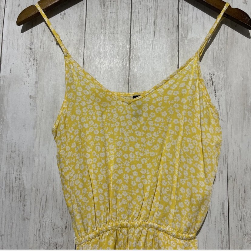 Sarı Çiçek Desenli İnce Askılı Kadın Tulum - Görsel 2