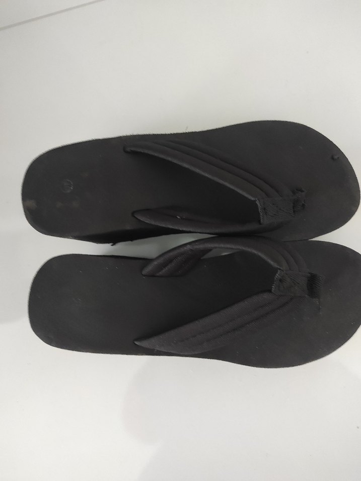 Siyah Kadın Dolgu Topuk Terlik - Görsel 4