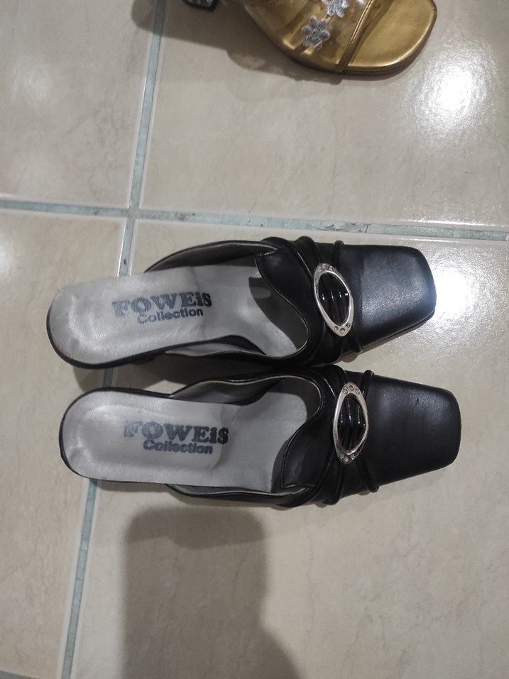 vintage siyah topuklu terlik - Görsel 2