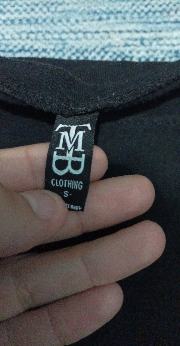 Siyah Baskılı Kısa Kollu Tişört - Görsel 3