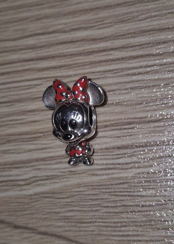 Pandora Disney Minnie Mouse Charm - Görsel 3