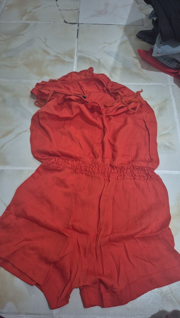 Kırmızı Keten Kolsuz Mini Tulum - Görsel 2