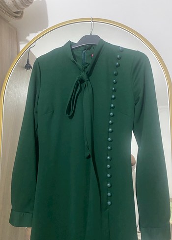 Düğmeli Yeşil Uzun Kadın Elbise - Görsel 2