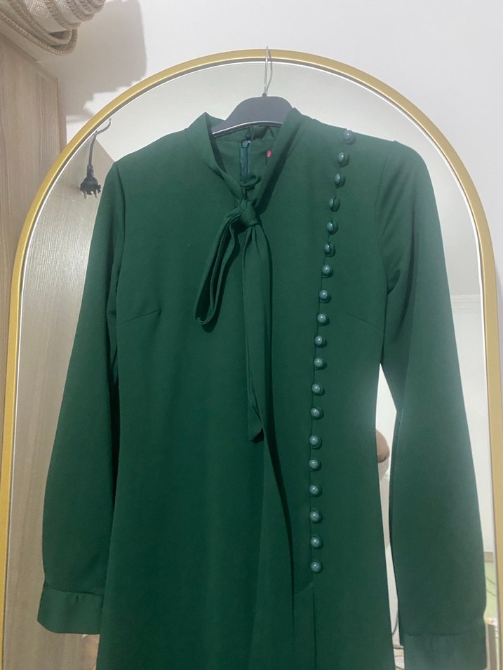 Düğmeli Yeşil Uzun Kadın Elbise - Görsel 2