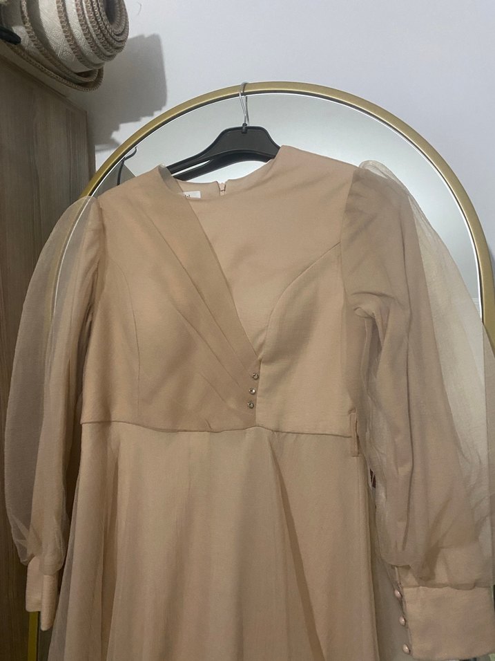 Bej Uzun Kollu Drapeli Kadın Abiye Elbise - Görsel 2