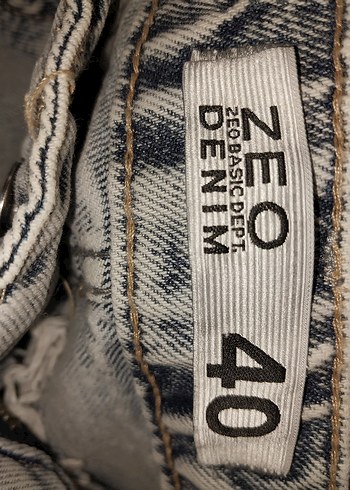 Düğmeli Gri Baskılı Kadın Denim Jean - Görsel 3