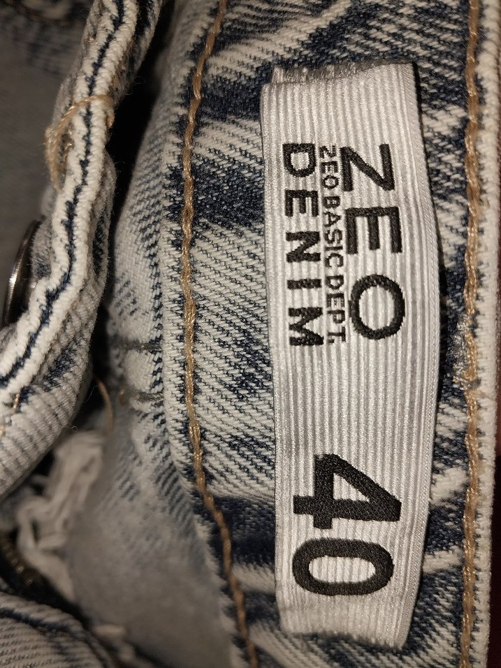 Düğmeli Gri Baskılı Kadın Denim Jean - Görsel 3