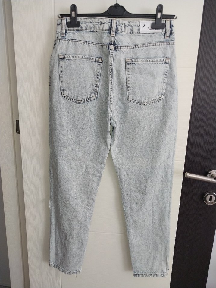 Düğmeli Gri Baskılı Kadın Denim Jean - Görsel 2