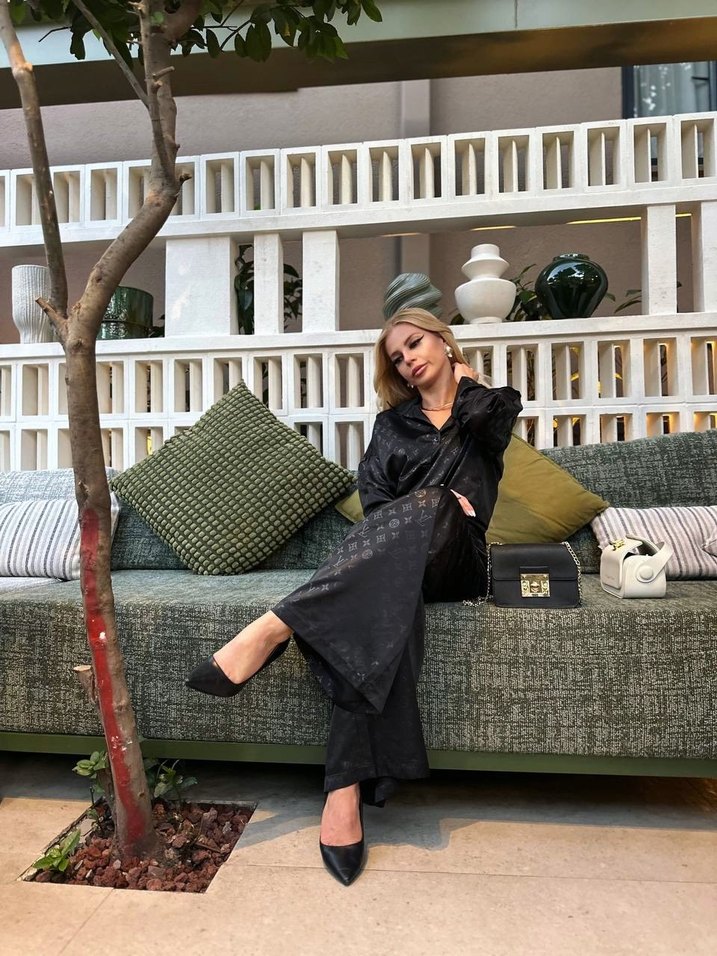 Çok Rahat ve Şik Saten Kadın Takımı - Görsel 3