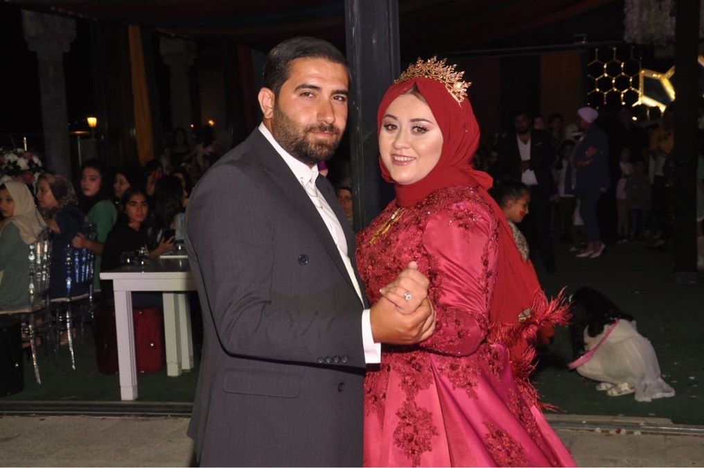 Bordo Uzun Kollu İşlemeli Abiye Elbise - Görsel 2